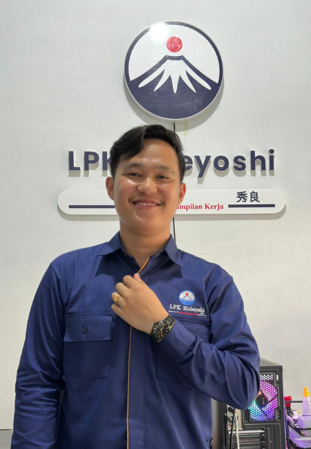 Niko Fernando Guru Singa